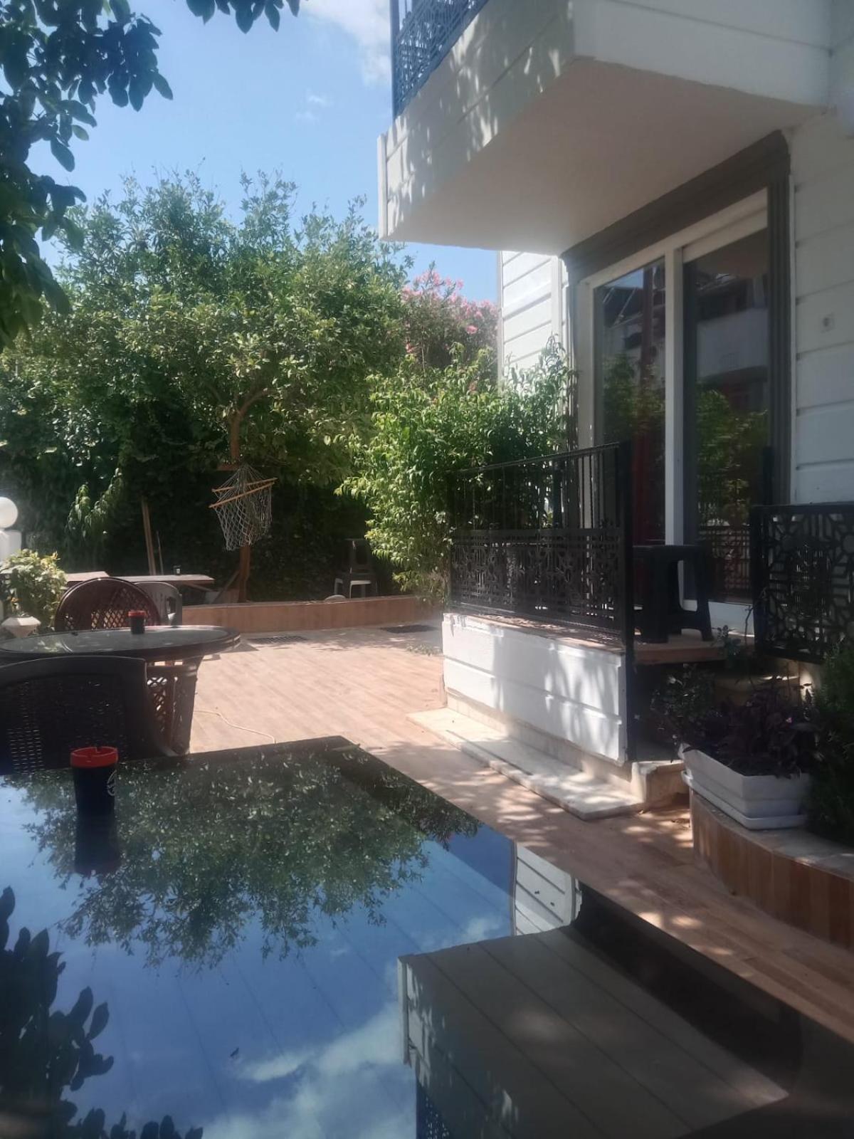 בית אירוח Garden Prizma Rooms&aparts קמר