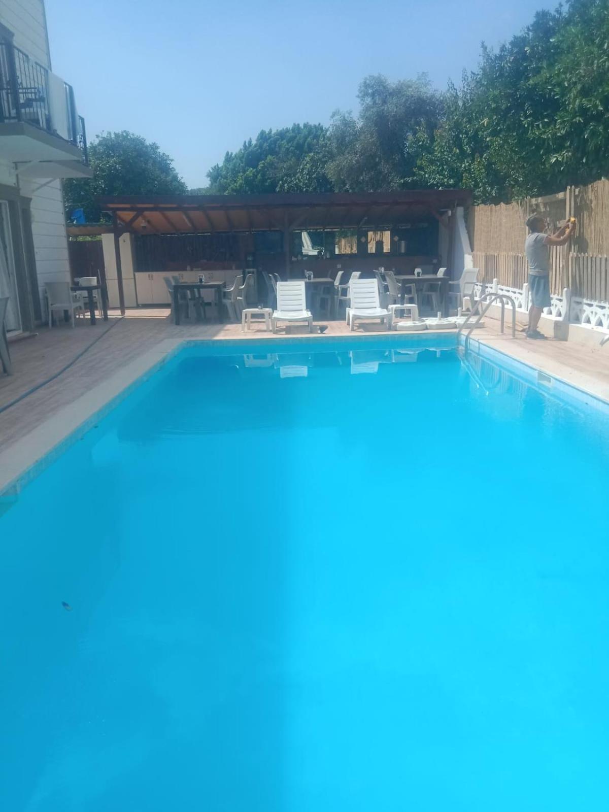 Garden Prizma Rooms&aparts בית אירוח קמר