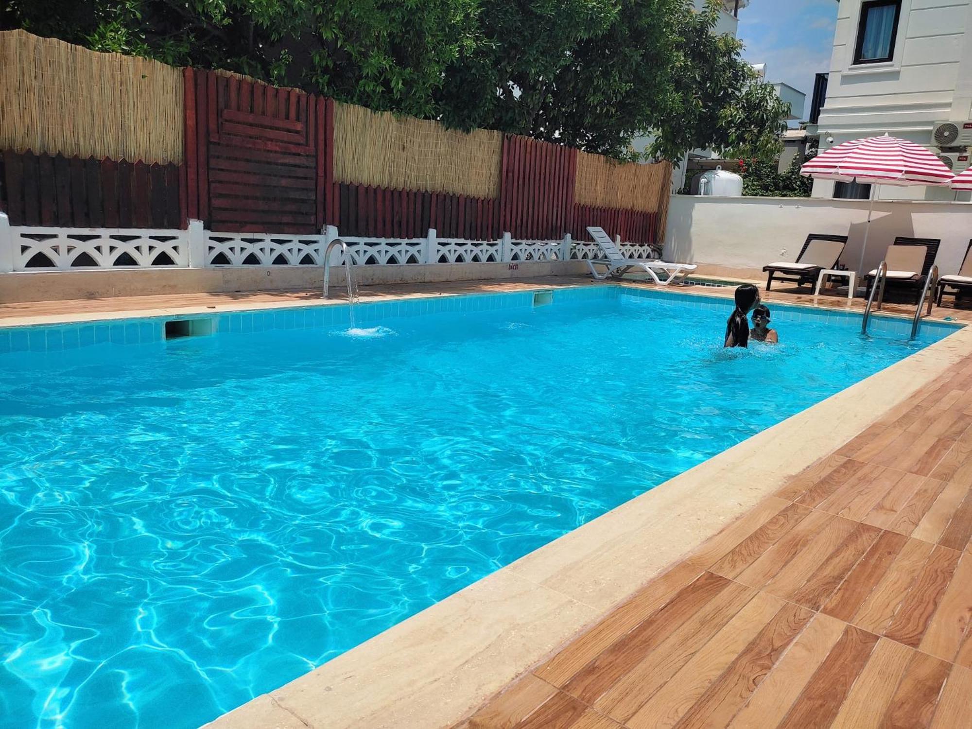 Garden Prizma Rooms&aparts בית אירוח קמר