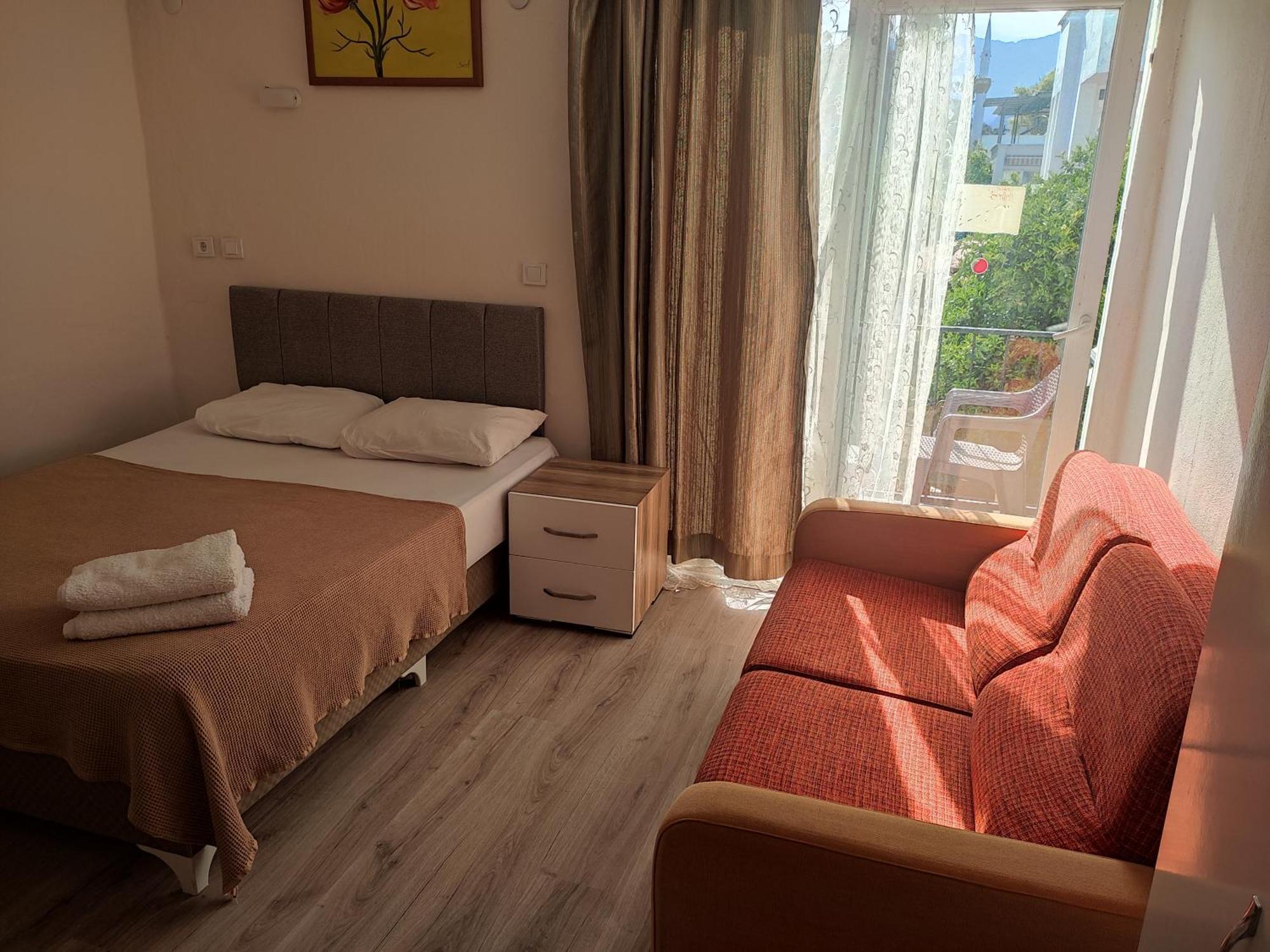 Garden Prizma Rooms&aparts Homestay